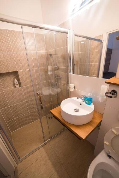 Ultra Central Bohemian Apartment 2 Cluj-Napoca Luaran gambar